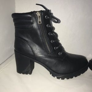 Brash Punch heeled boots, new in box, size 7